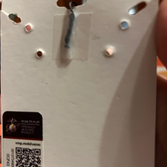 United States Marine Corps keychain. Comes with a loop or clasp. Semper Fi!🇺🇸 - Picture 3 of 3